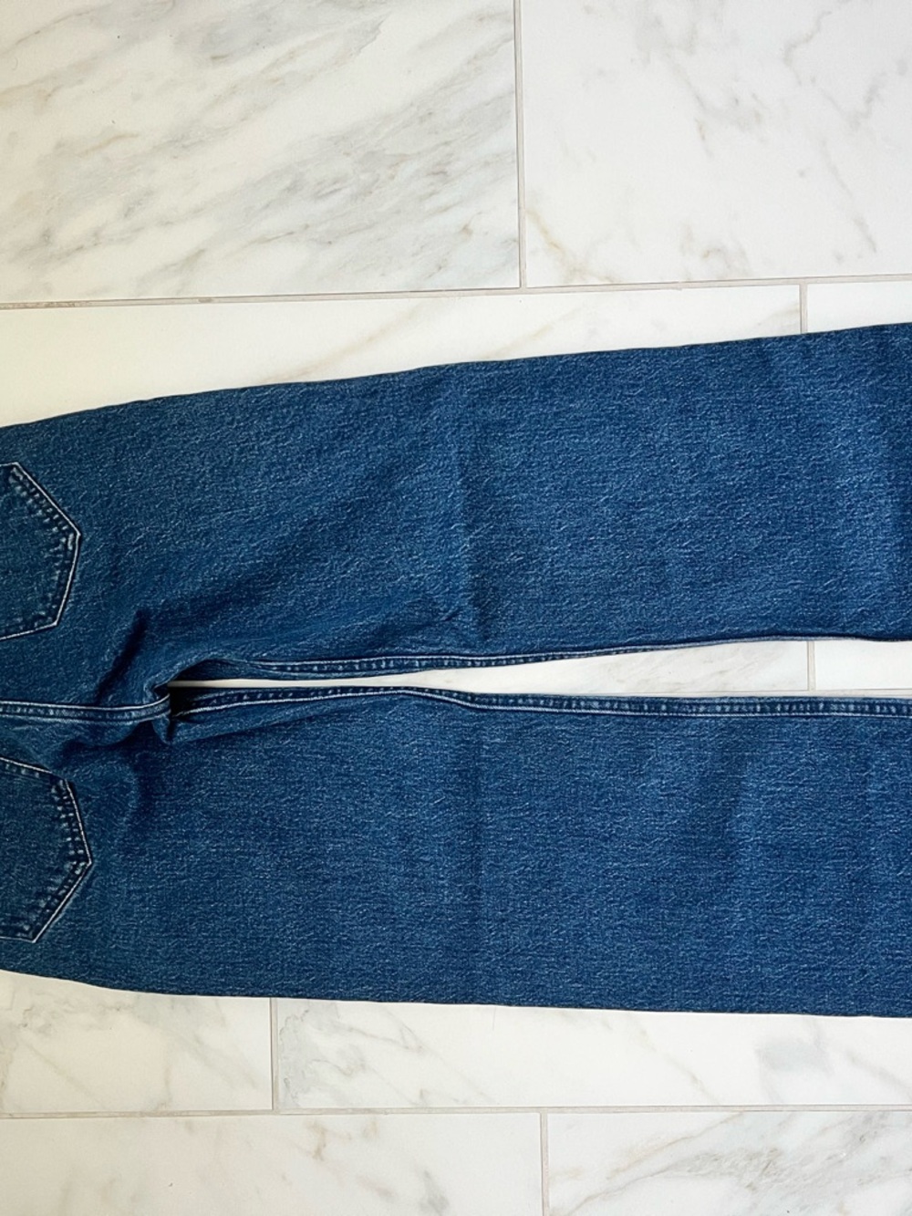 NWT Abercrombie & Fitch | the 90’s Relaxed High Rise Jeans in Dark Blue 25/0R - Picture 9 of 9